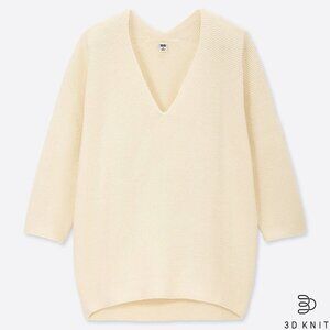 Uniqlo 3D Knit Cotton Cocoon V Neck 3/4 Sleeve Sweater in Cream size M